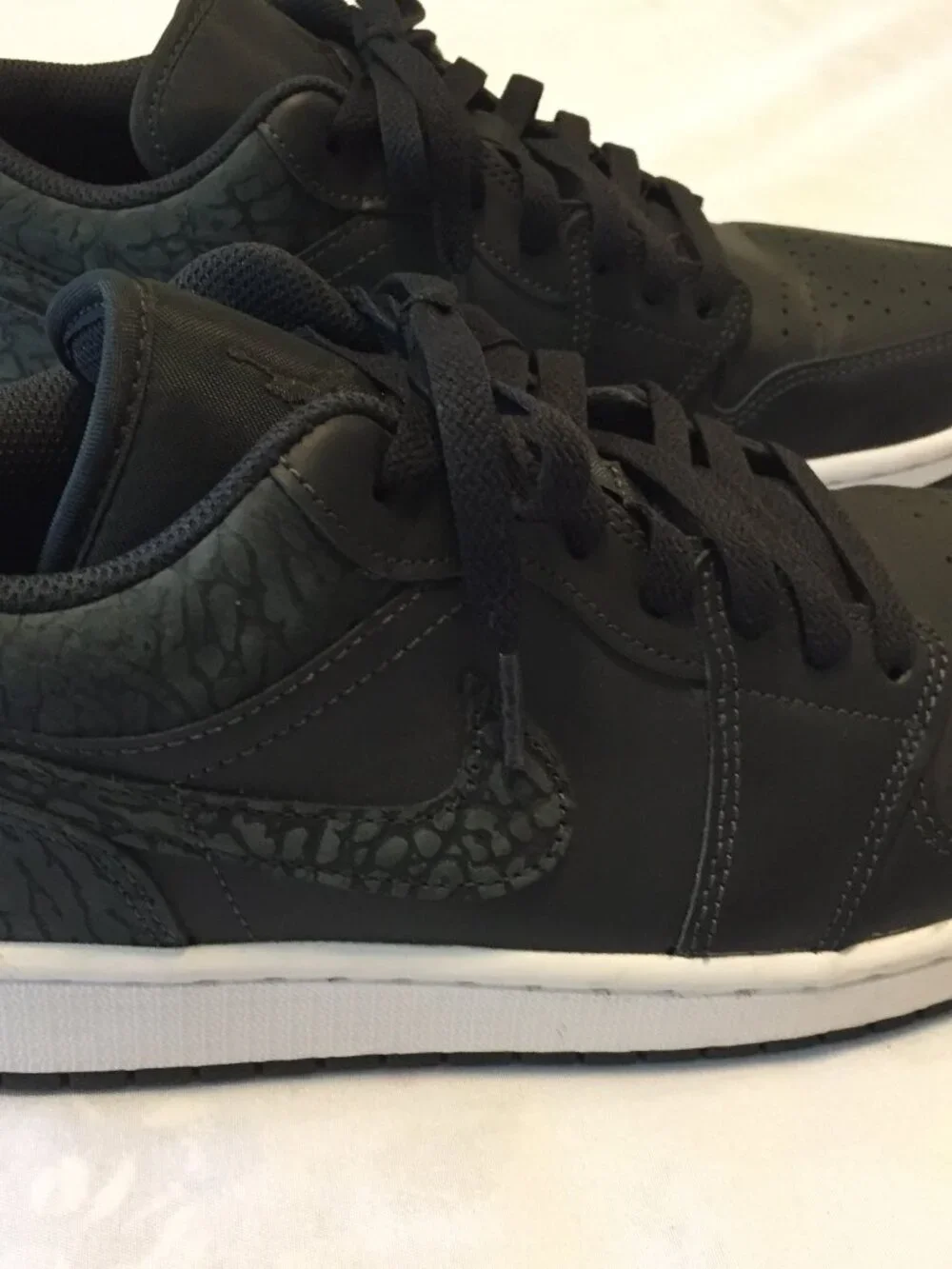Air Jordan 1 SE Low Black Elephant FB9907-001 Men's Size 9